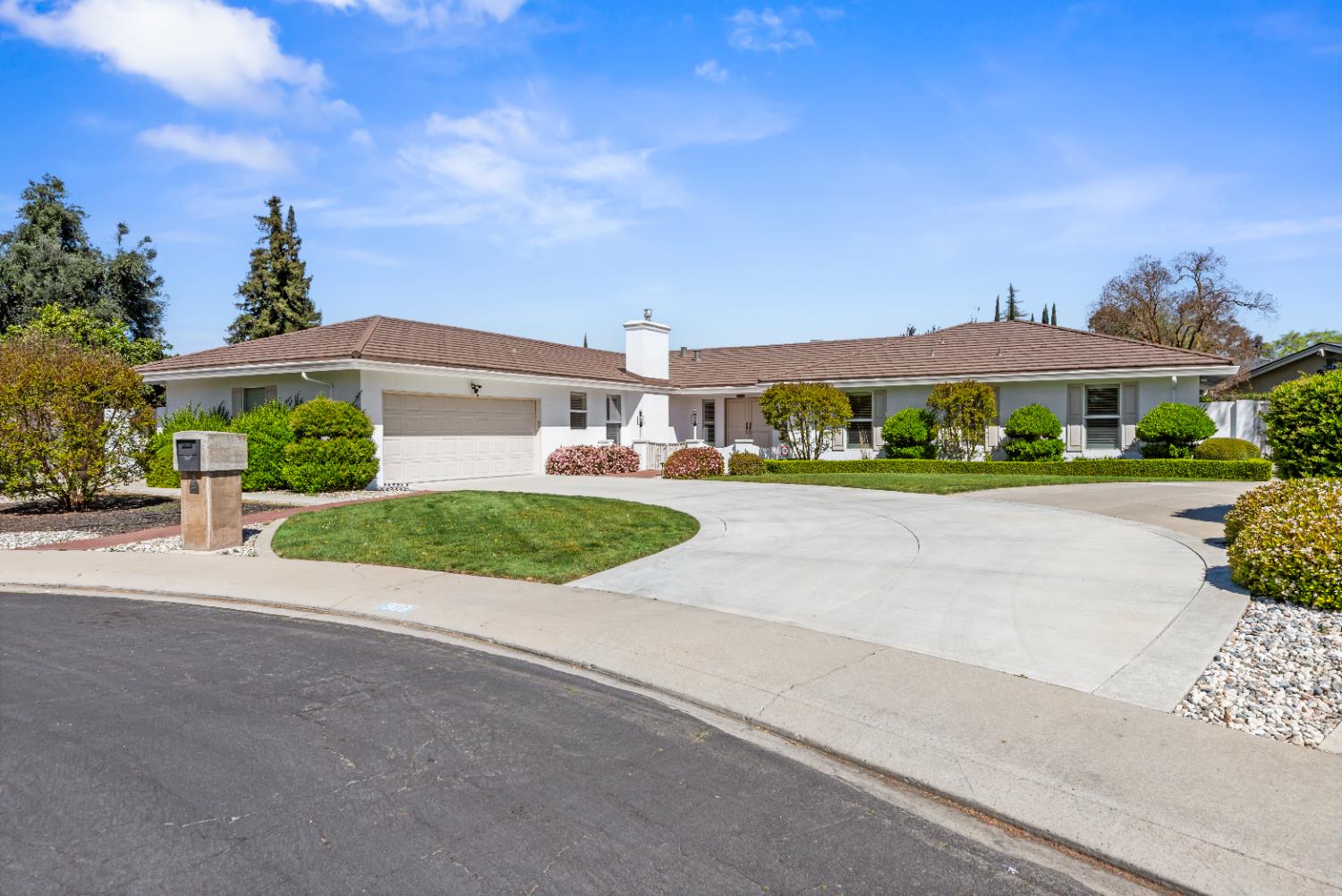908 Newcastle Ct, Modesto, CA 95355