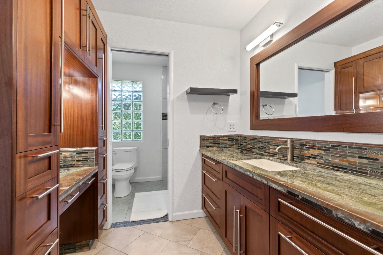 908 Newcastle Ct, Modesto, CA 95355