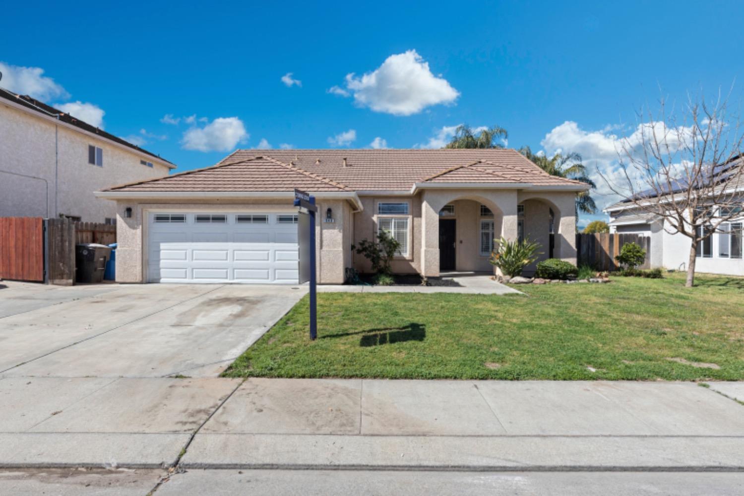 549 Victory Ave, Manteca, CA 95336