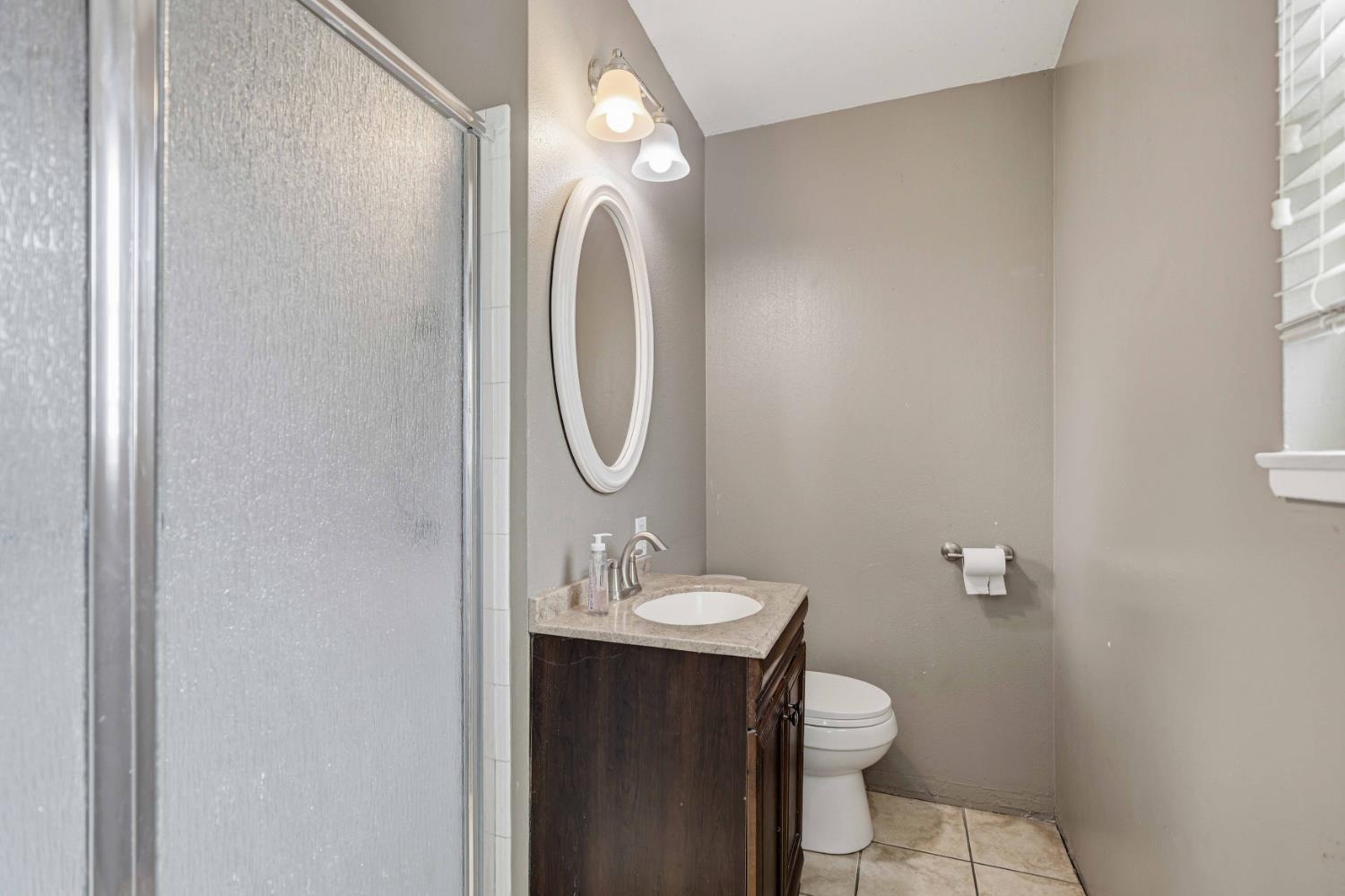2808 Uhlig Ave, Modesto, CA 95350
