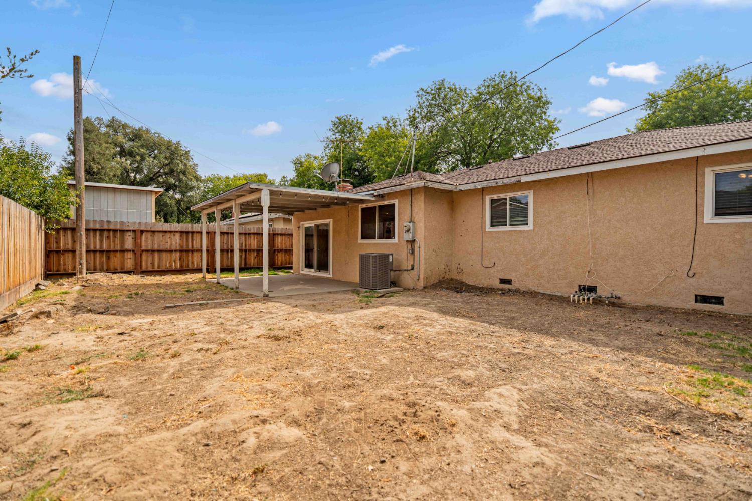 2808 Uhlig Ave, Modesto, CA 95350