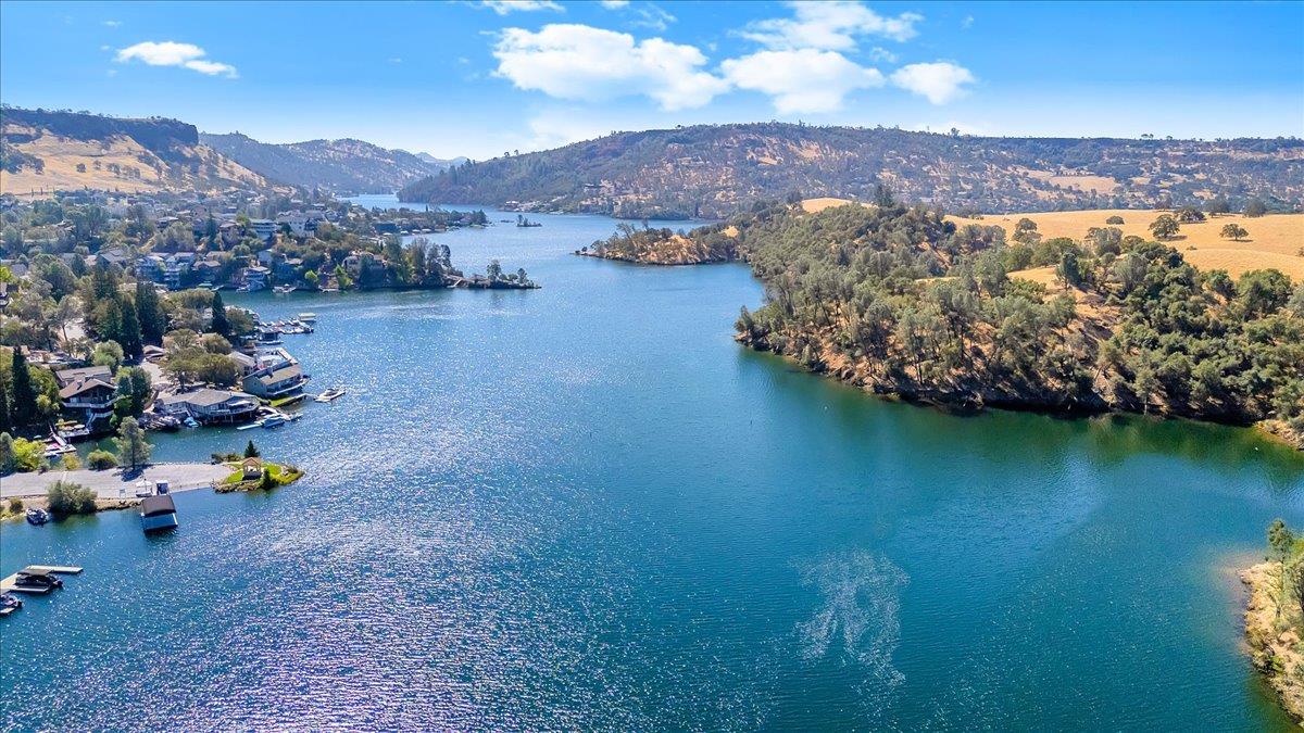 6617 Lake Tulloch Pl, Copperopolis, CA 95228