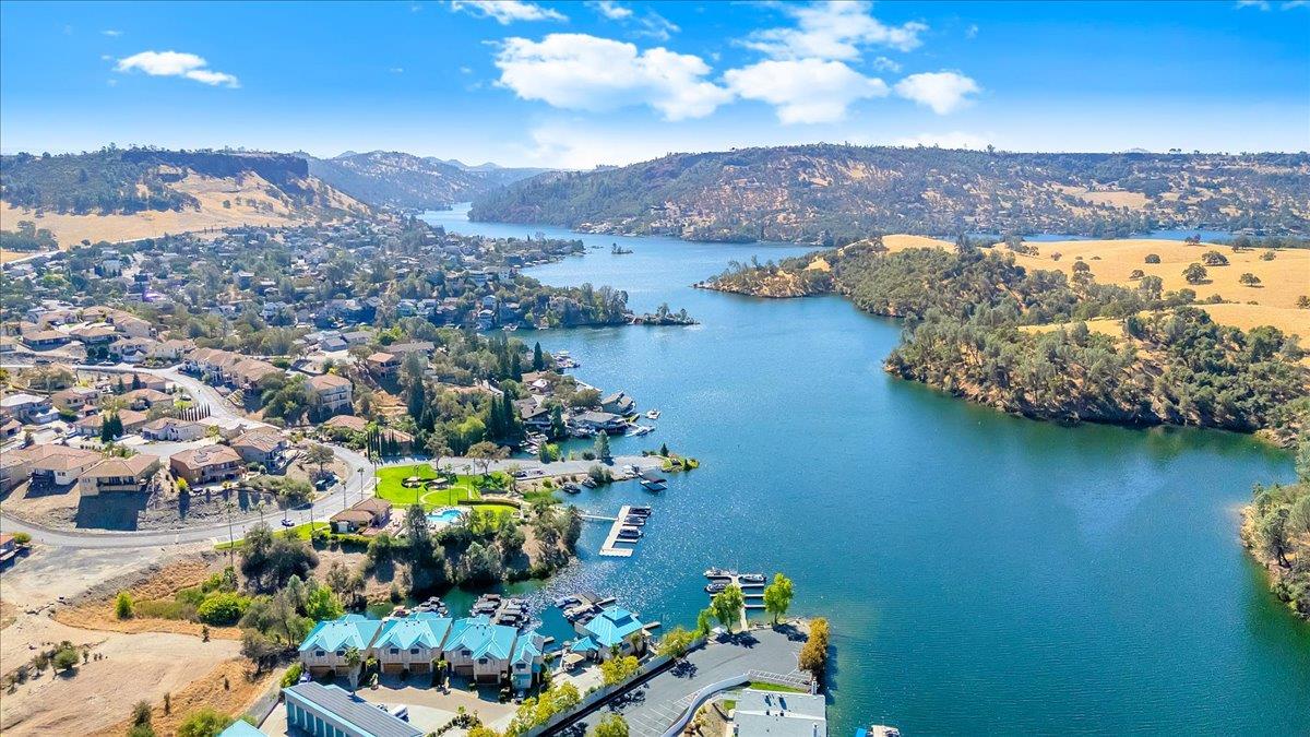 6617 Lake Tulloch Pl, Copperopolis, CA 95228
