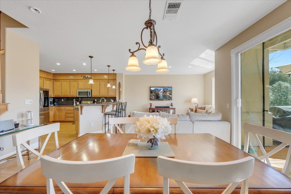 6617 Lake Tulloch Pl, Copperopolis, CA 95228