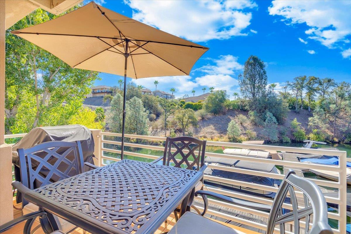 6617 Lake Tulloch Pl, Copperopolis, CA 95228