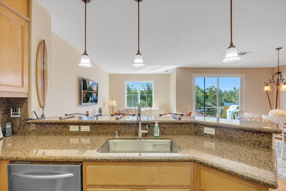 6617 Lake Tulloch Pl, Copperopolis, CA 95228
