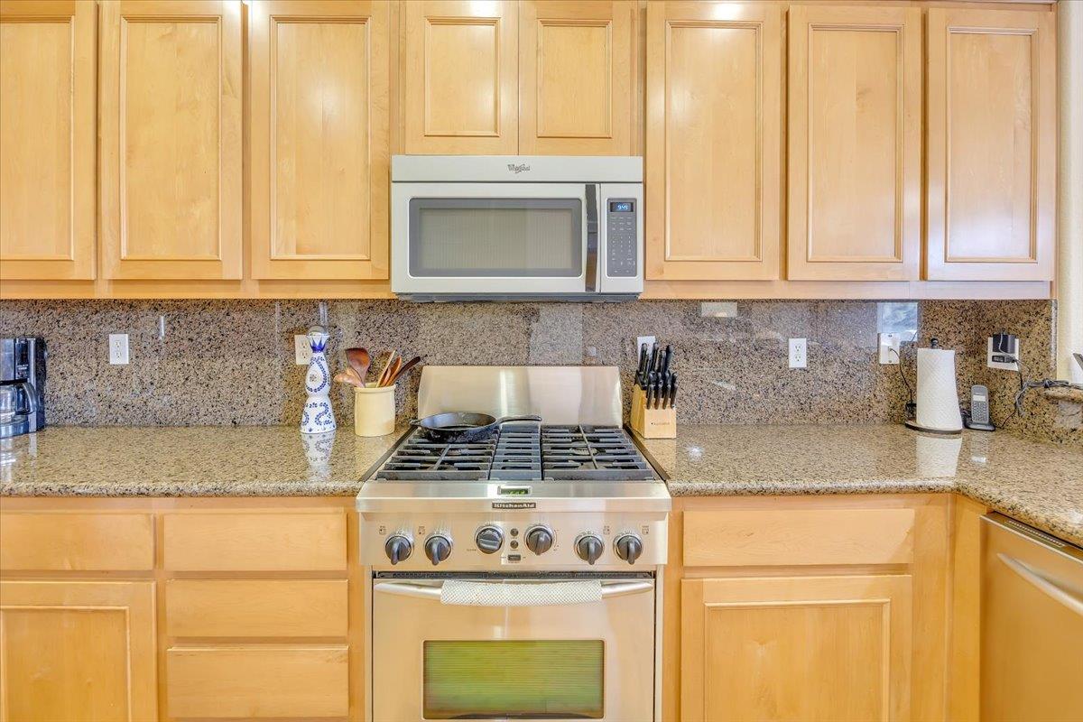 6617 Lake Tulloch Pl, Copperopolis, CA 95228