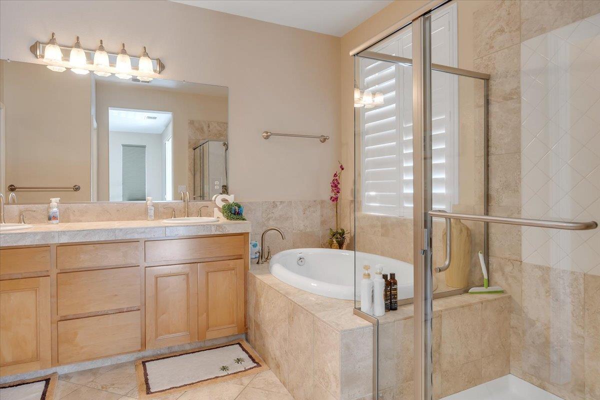 6617 Lake Tulloch Pl, Copperopolis, CA 95228