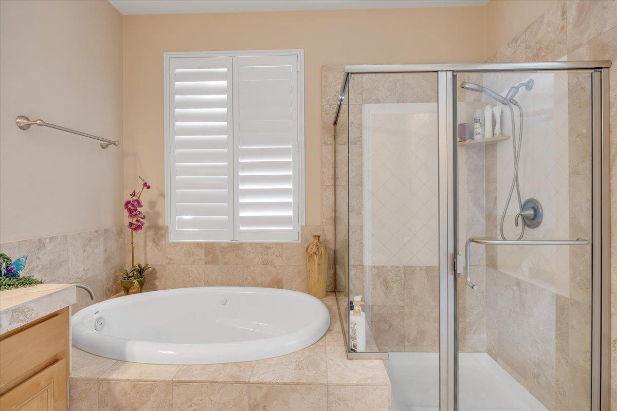 6617 Lake Tulloch Pl, Copperopolis, CA 95228