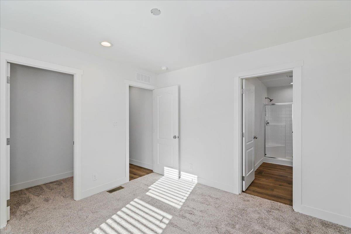 1408 Playground Way, Modesto, CA 95355