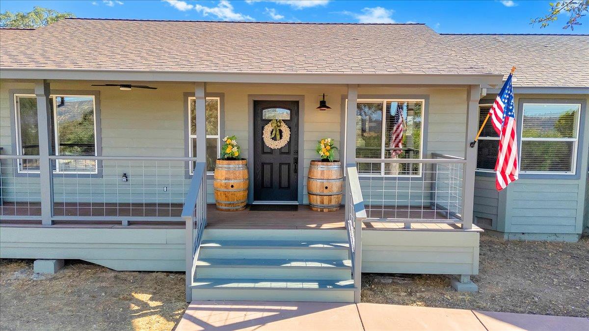 3085 Arrowhead St, Copperopolis, CA 95228