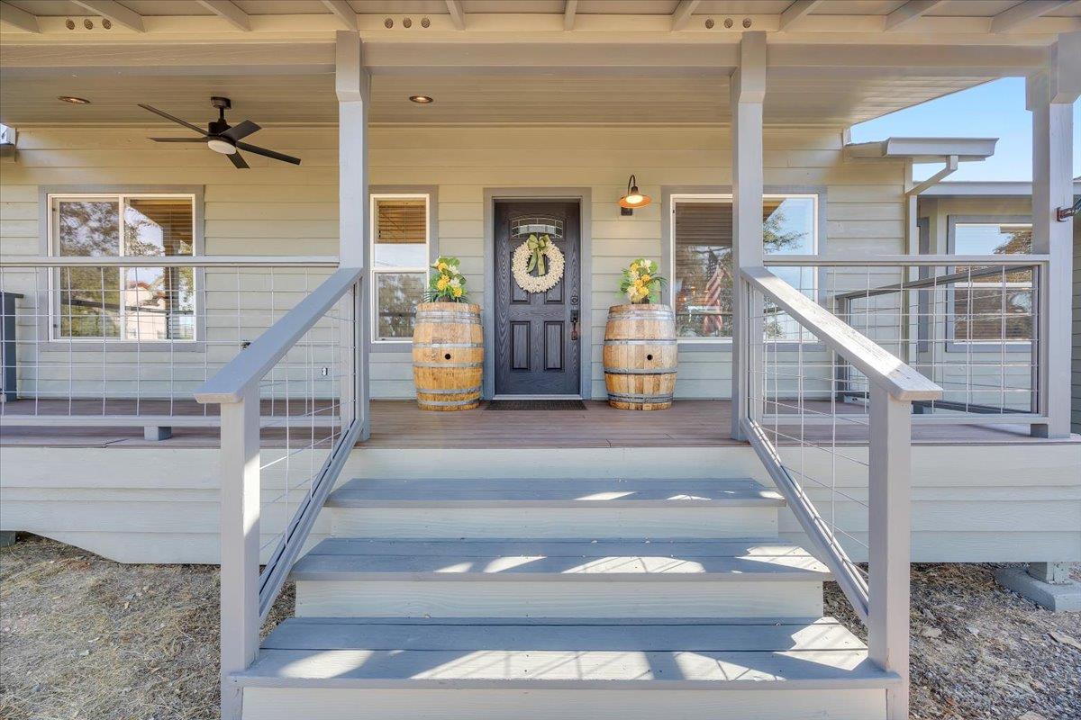 3085 Arrowhead St, Copperopolis, CA 95228