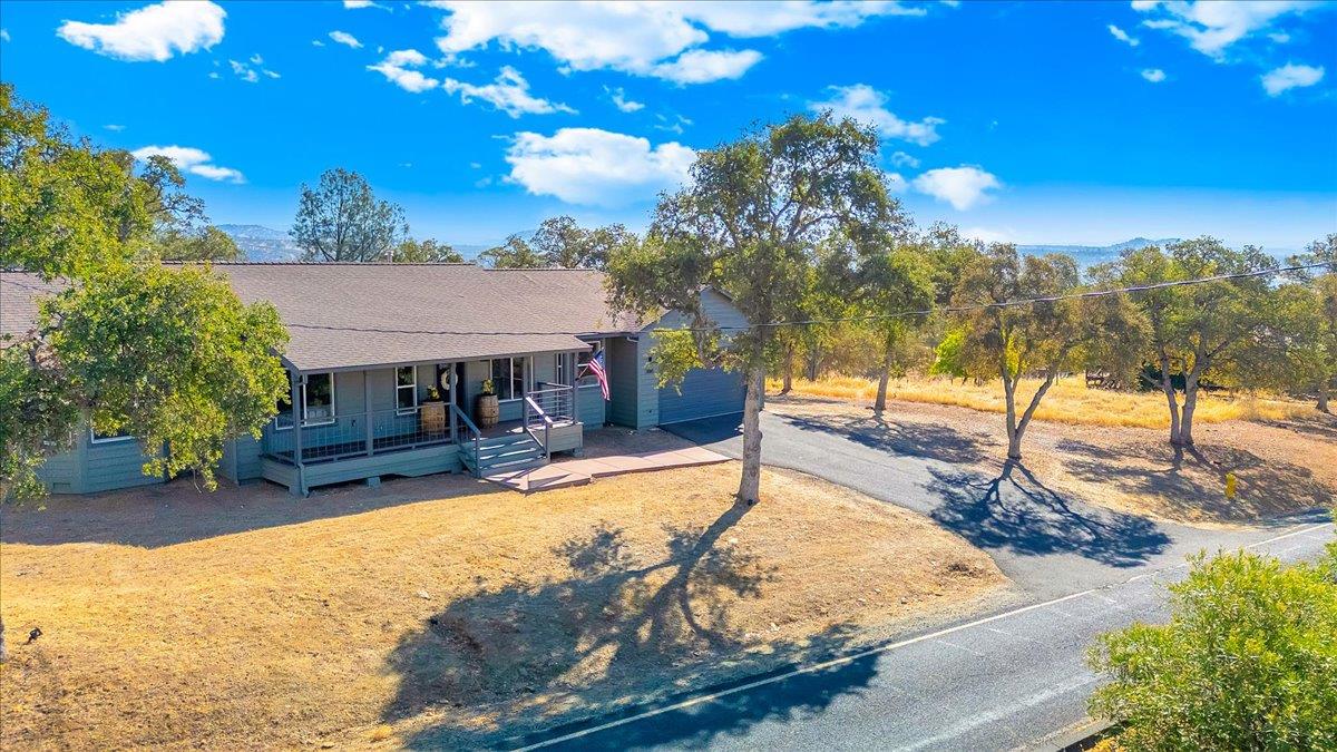 3085 Arrowhead St, Copperopolis, CA 95228
