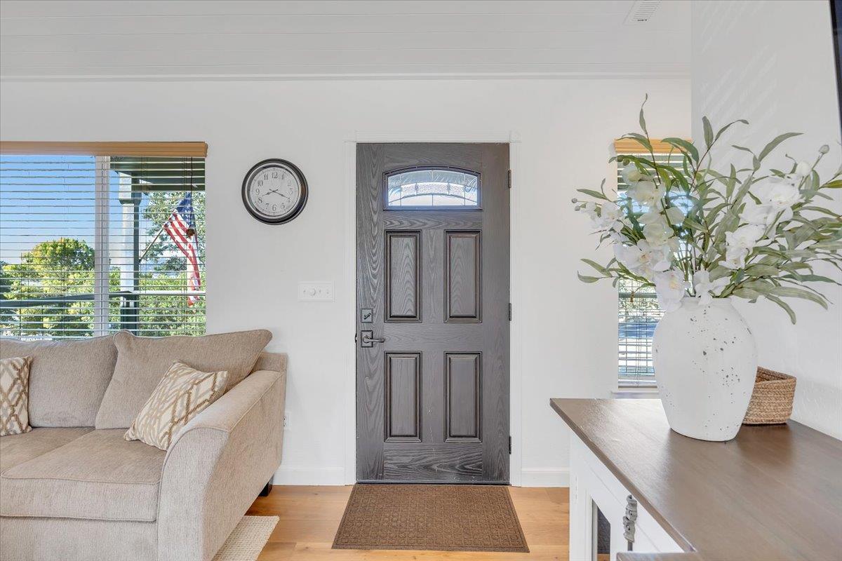 3085 Arrowhead St, Copperopolis, CA 95228