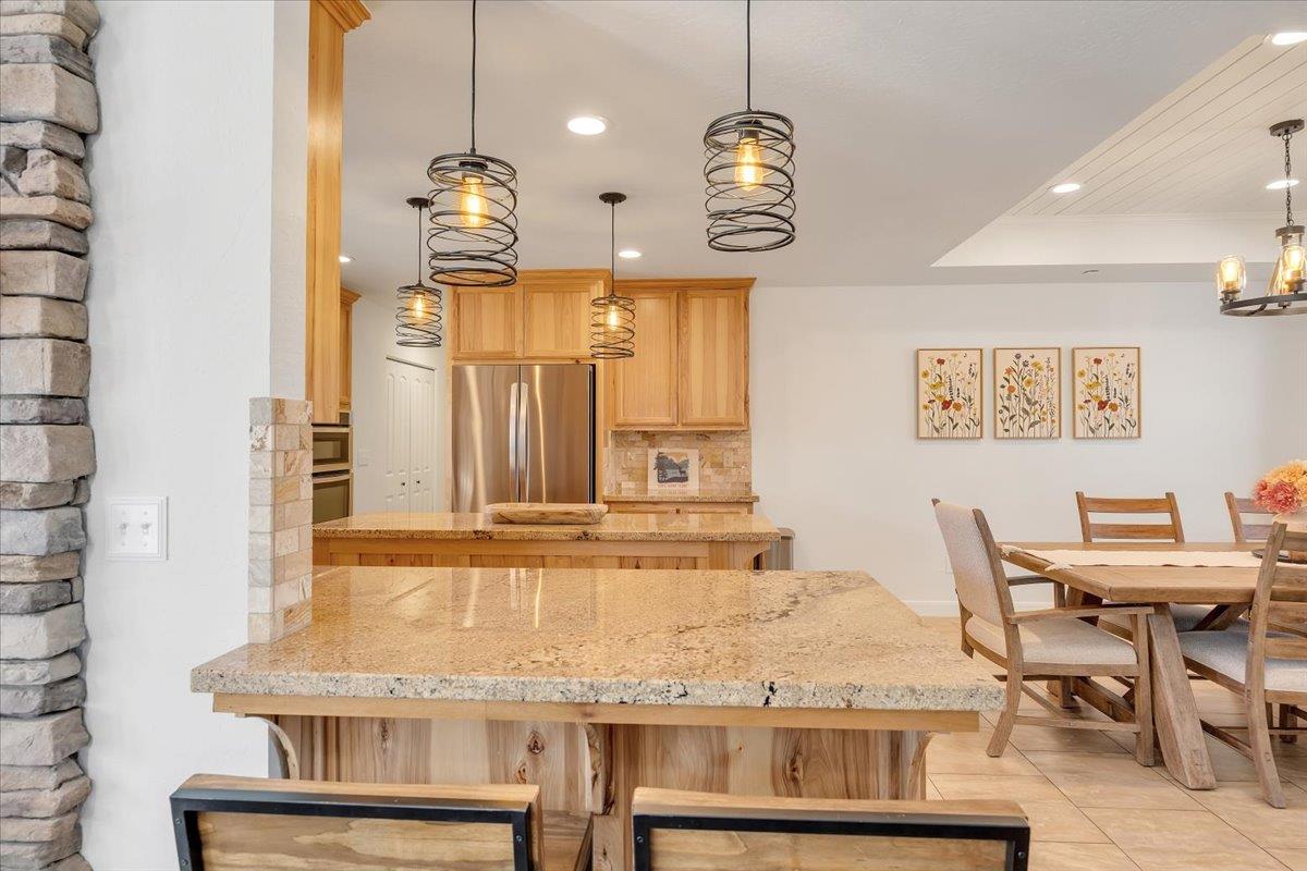 3085 Arrowhead St, Copperopolis, CA 95228