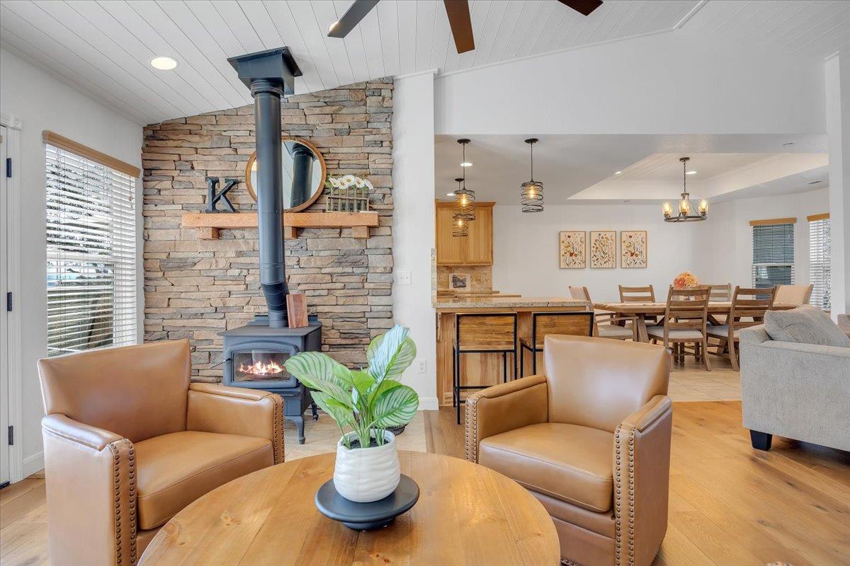 3085 Arrowhead St, Copperopolis, CA 95228