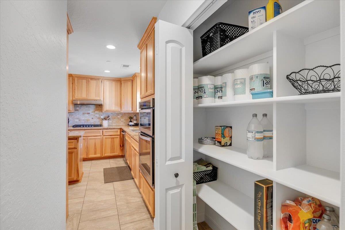 3085 Arrowhead St, Copperopolis, CA 95228