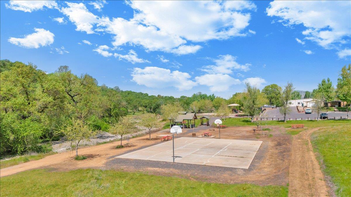 3085 Arrowhead St, Copperopolis, CA 95228