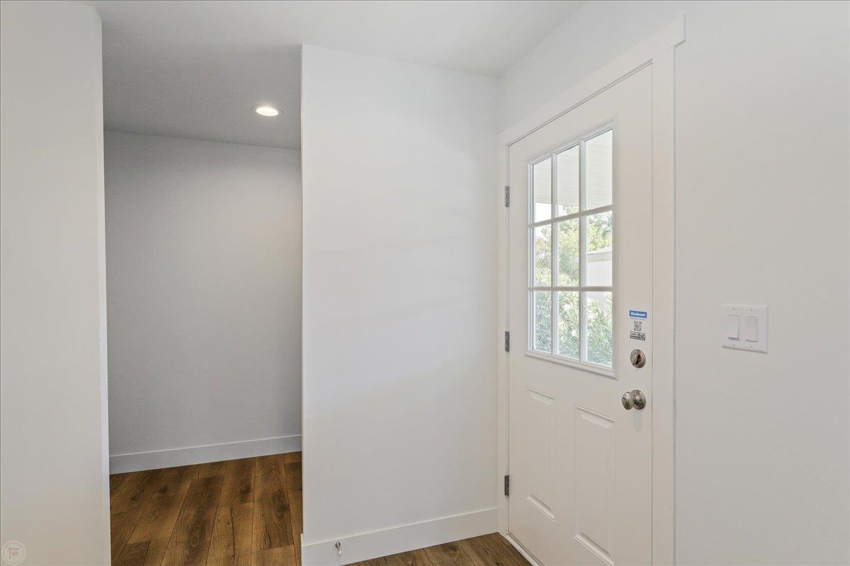 1436 Playground Way, Modesto, CA 95355