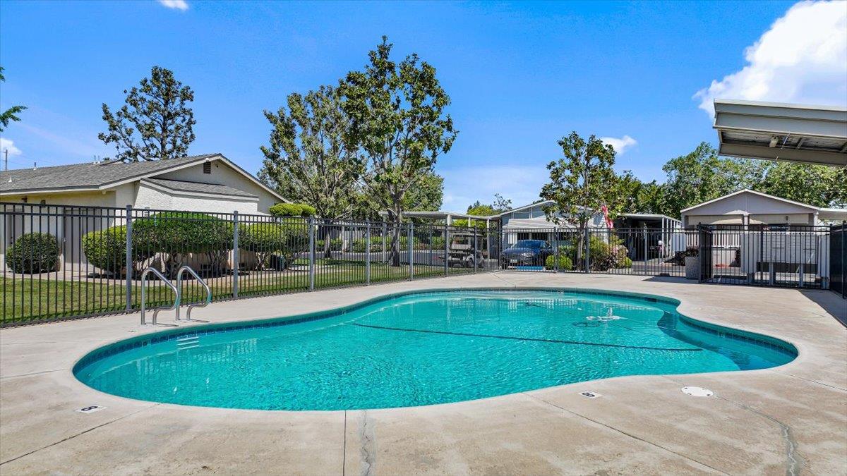 1436 Playground Way, Modesto, CA 95355