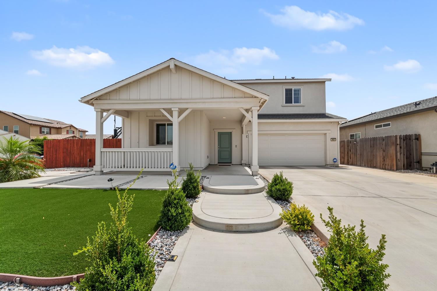 842 Norfolk Ave, Patterson, CA 95363
