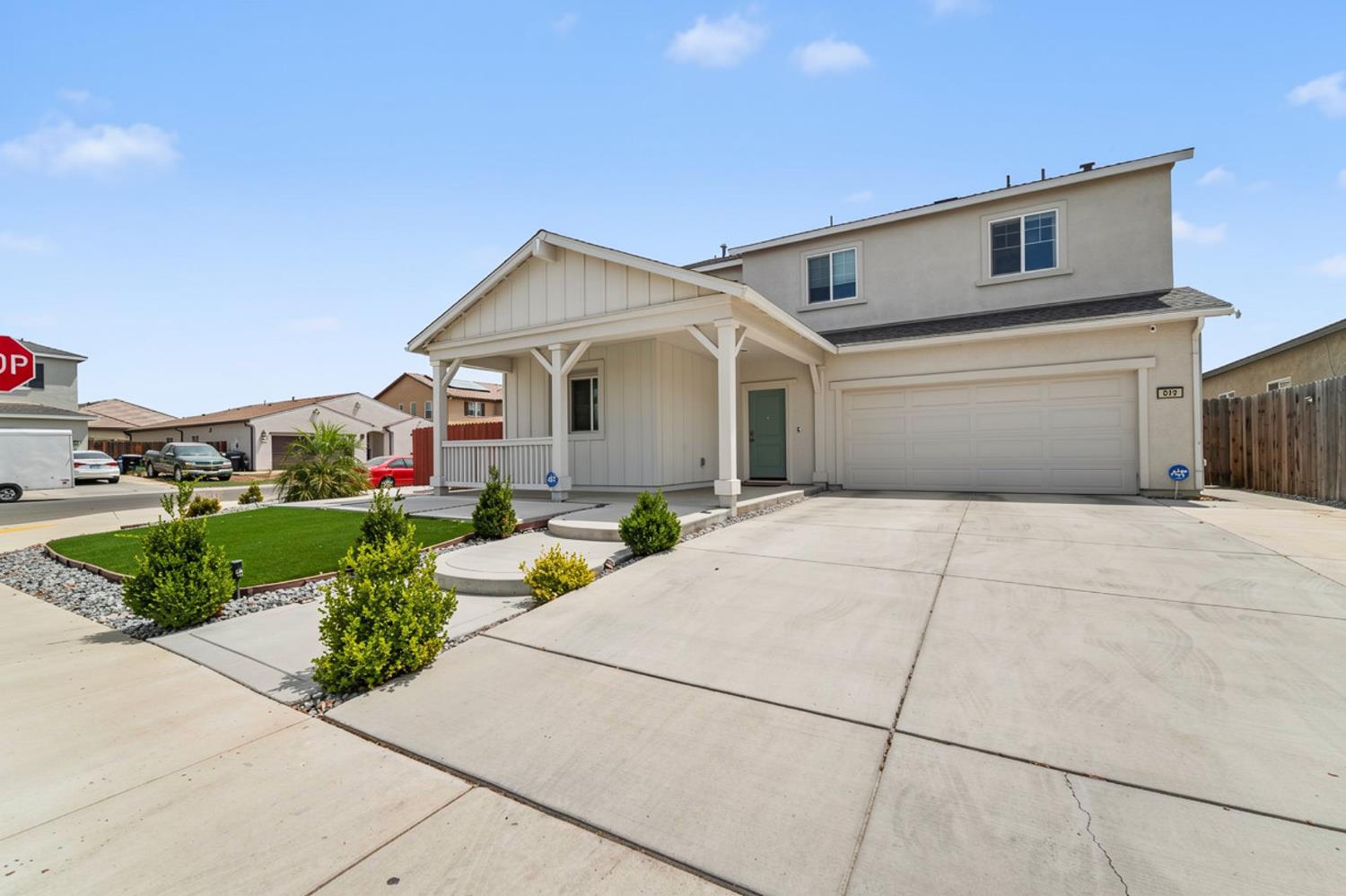 842 Norfolk Ave, Patterson, CA 95363