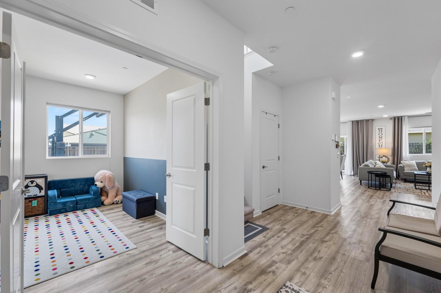 842 Norfolk Ave, Patterson, CA 95363