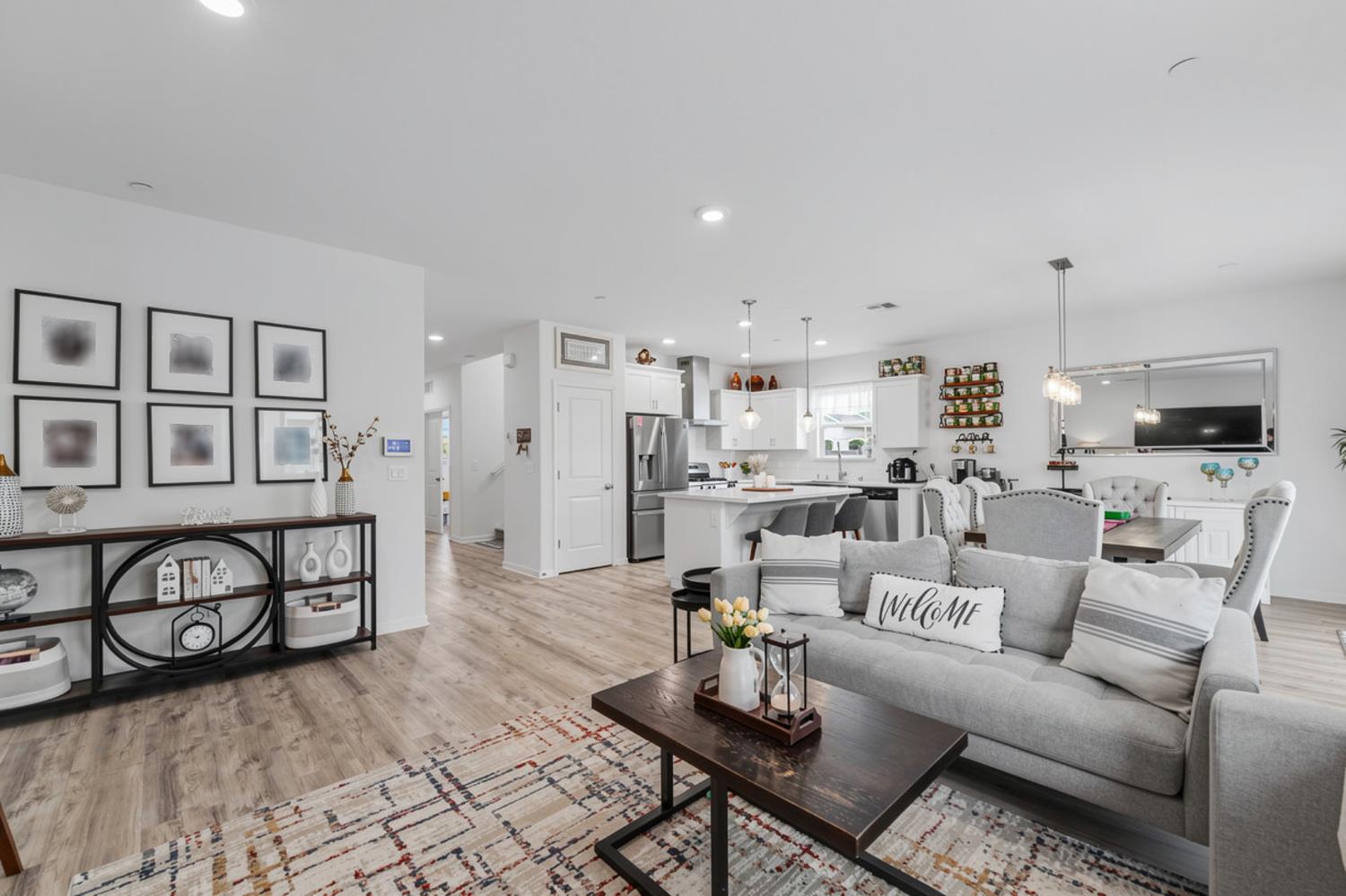 842 Norfolk Ave, Patterson, CA 95363