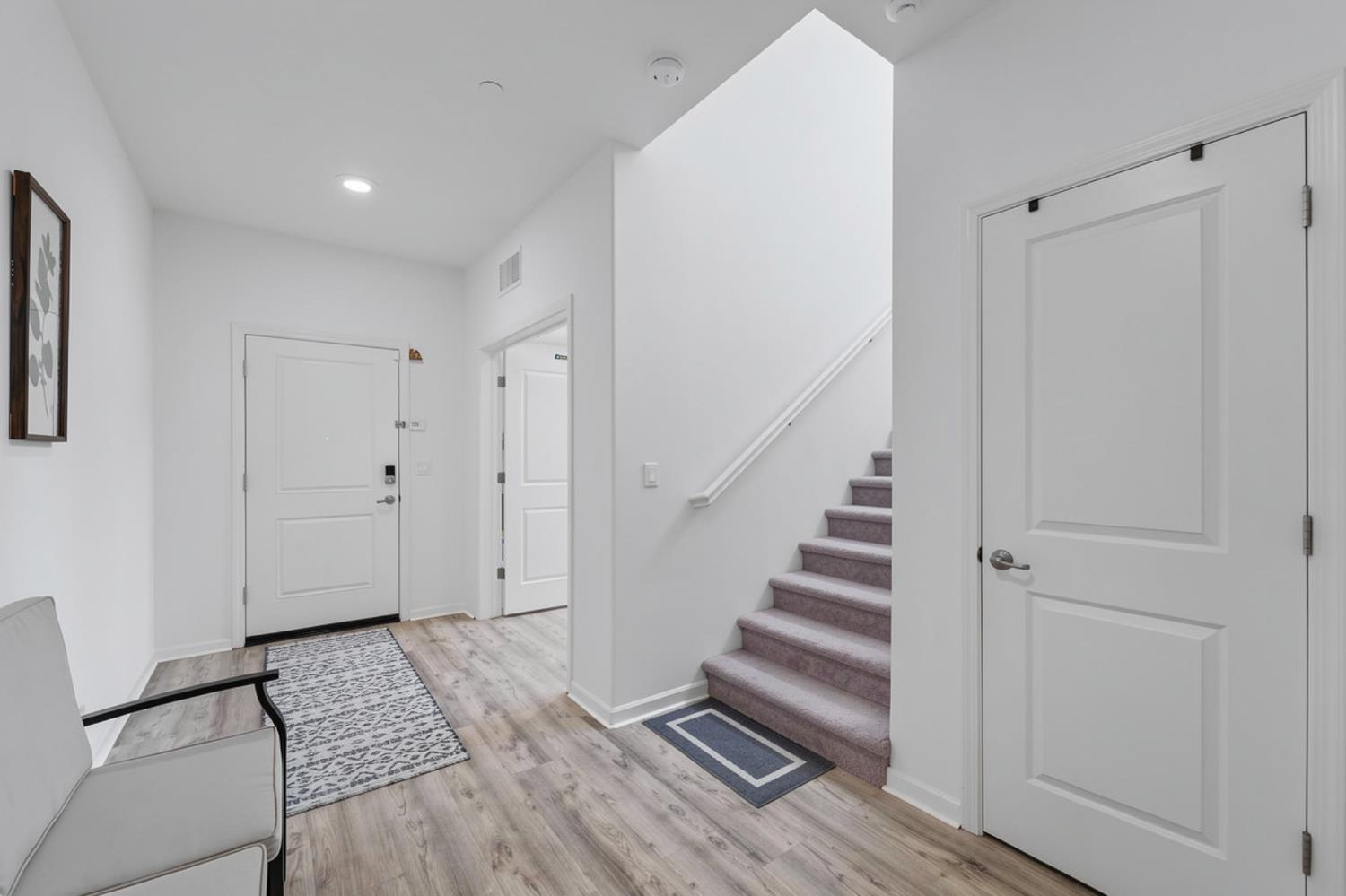 842 Norfolk Ave, Patterson, CA 95363