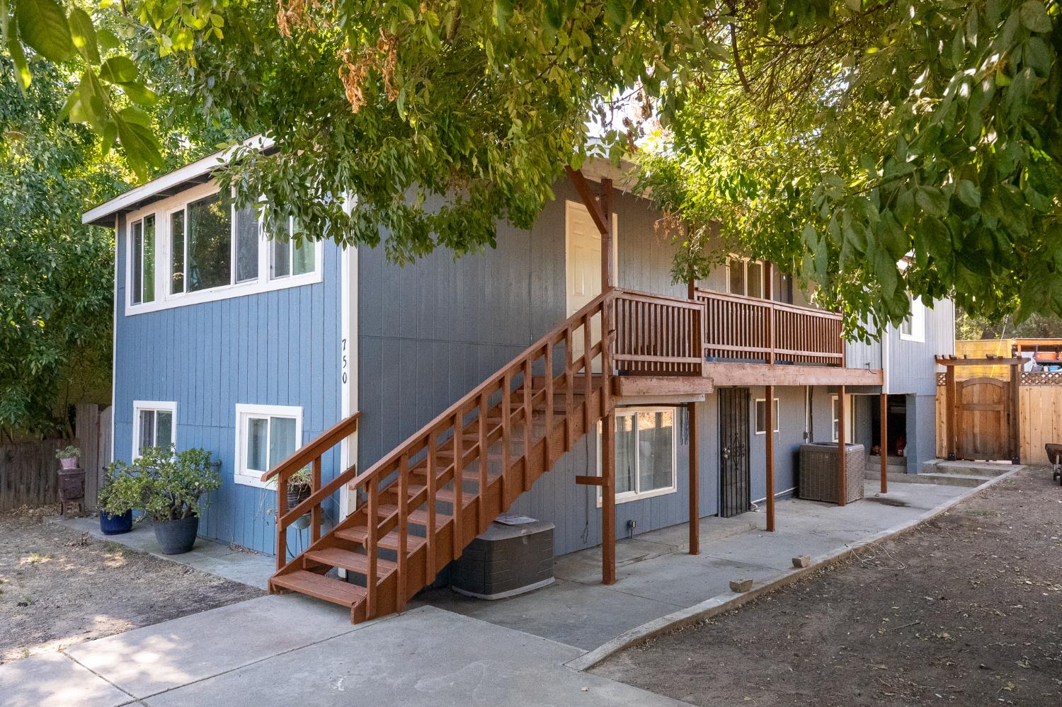 750 Lake rd, Manteca, CA 95337