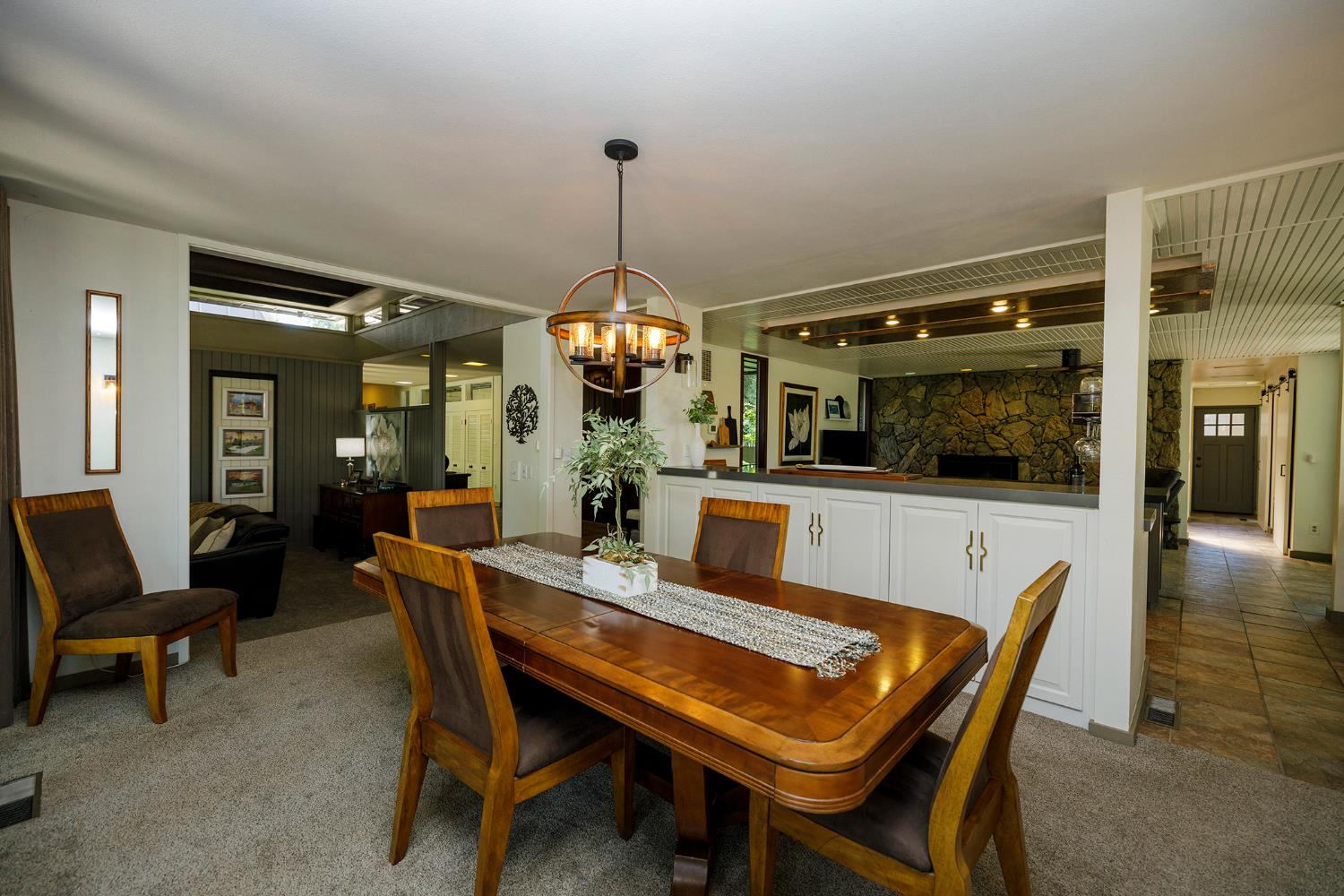 820 Charles St, Hughson, CA 95326