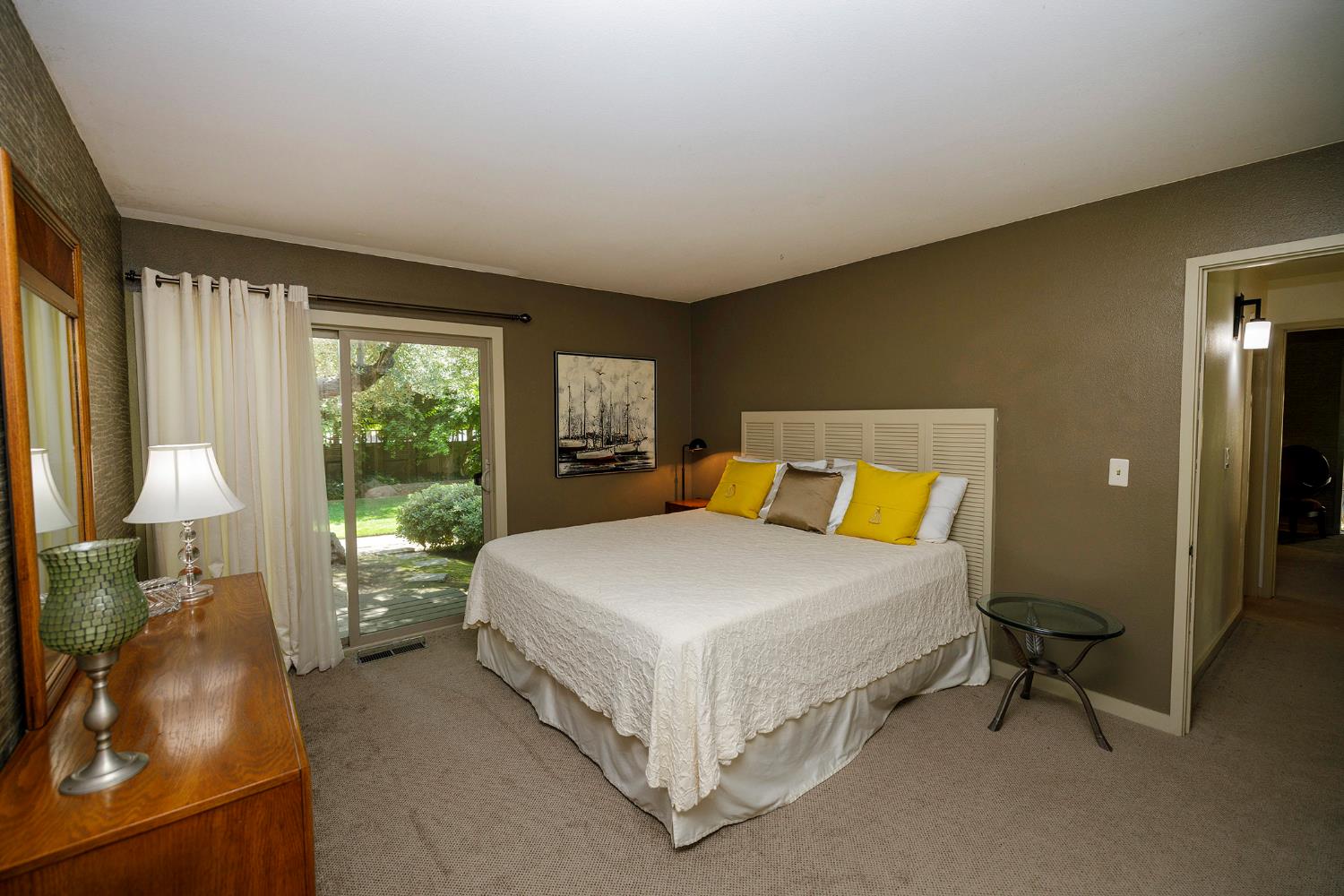 820 Charles St, Hughson, CA 95326