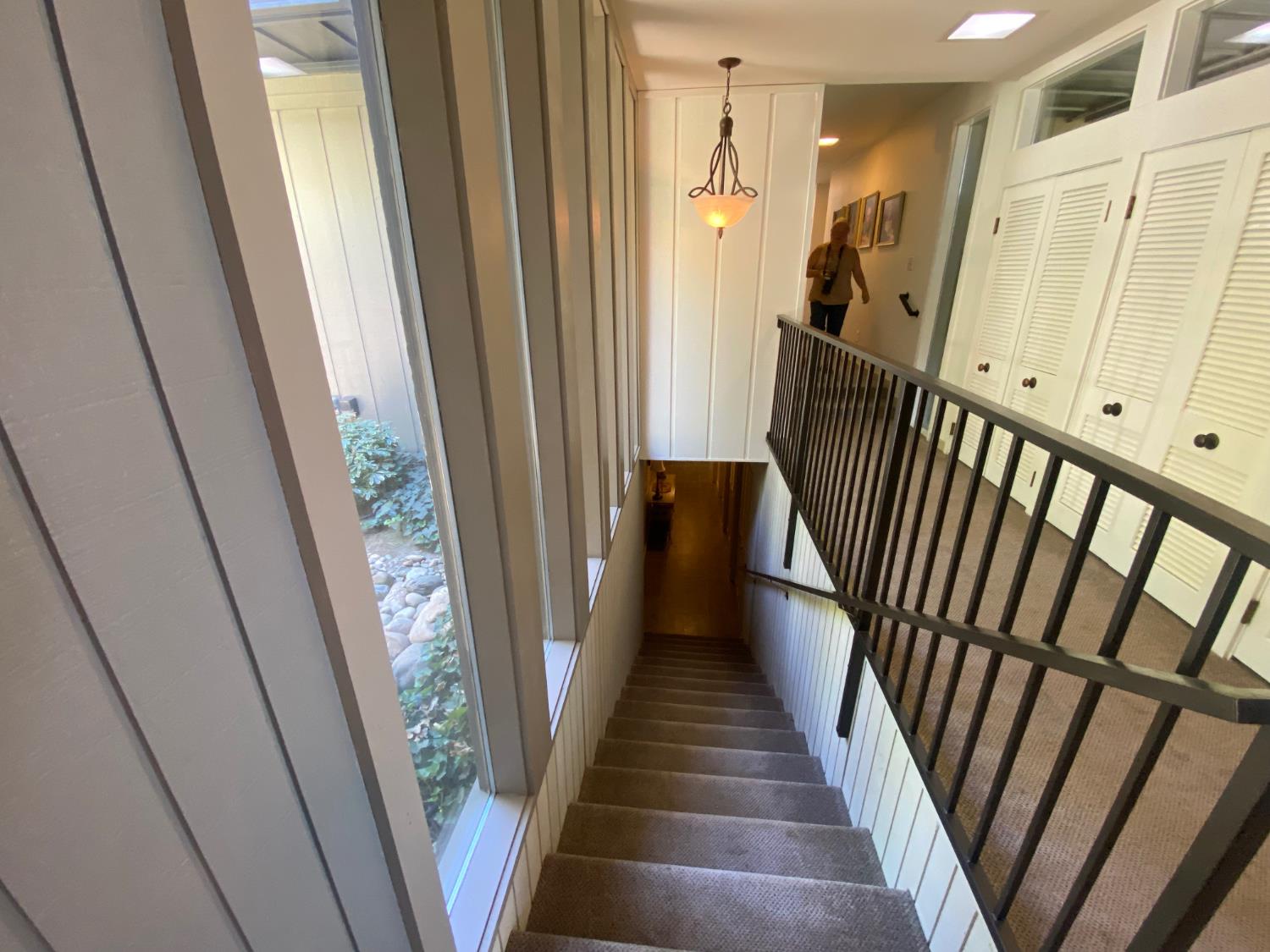 820 Charles St, Hughson, CA 95326