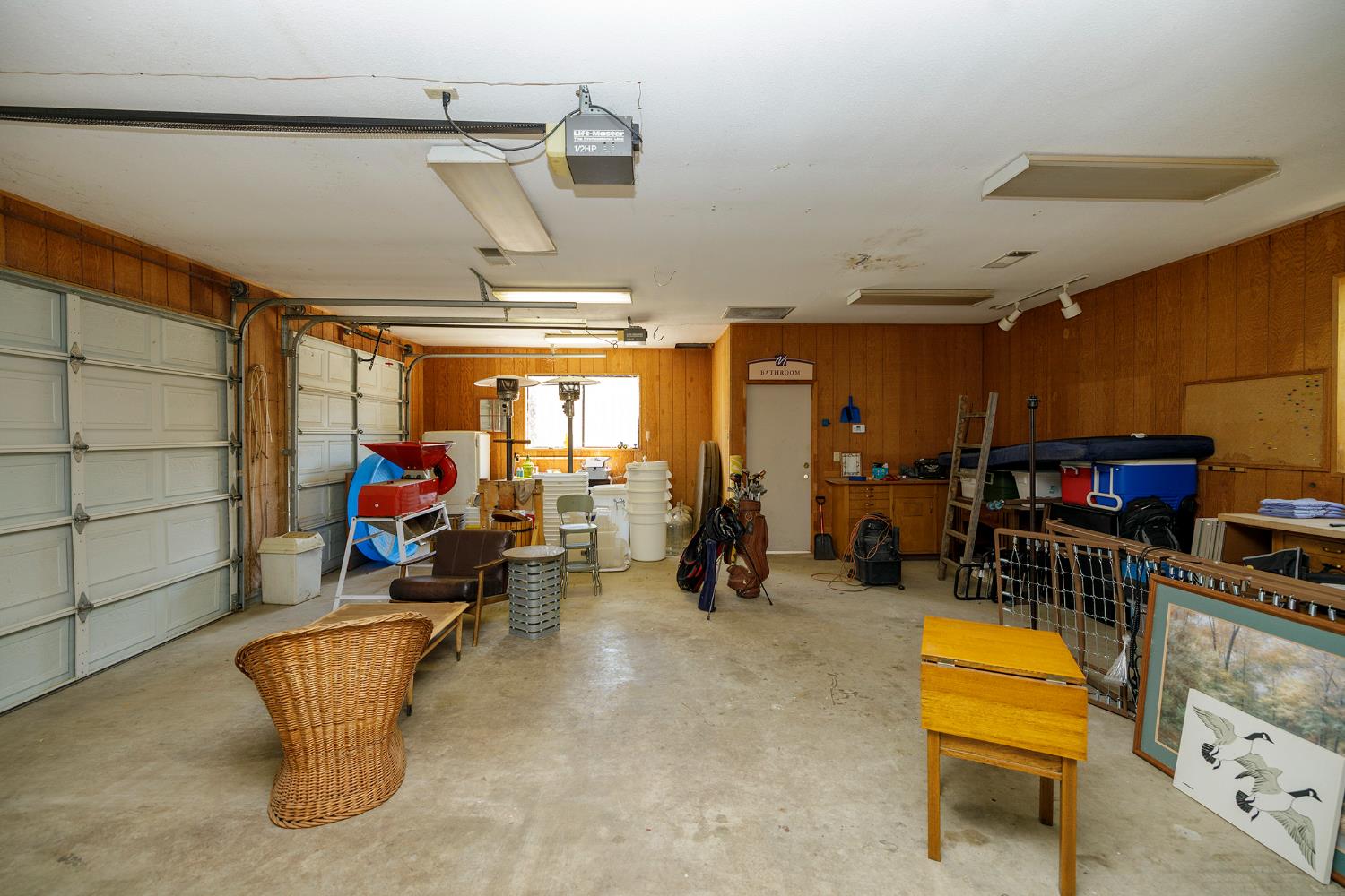 820 Charles St, Hughson, CA 95326