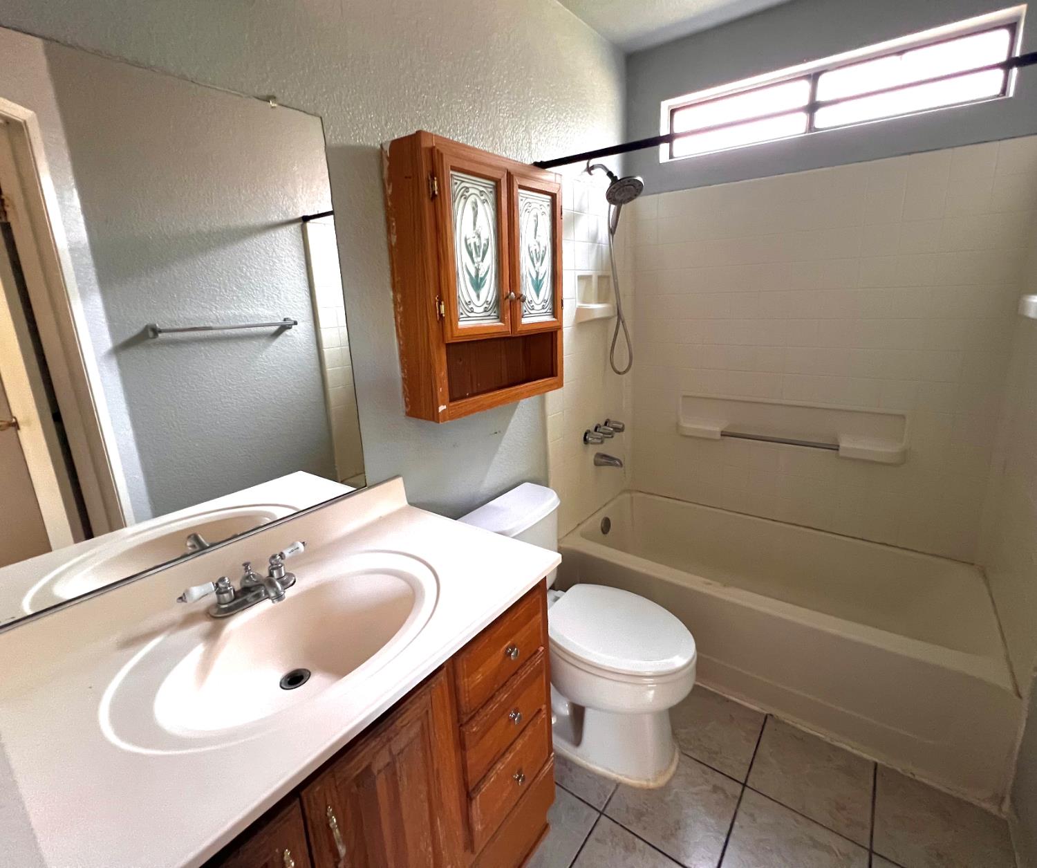 2025 Olive Branch Dr, Modesto, CA 95351