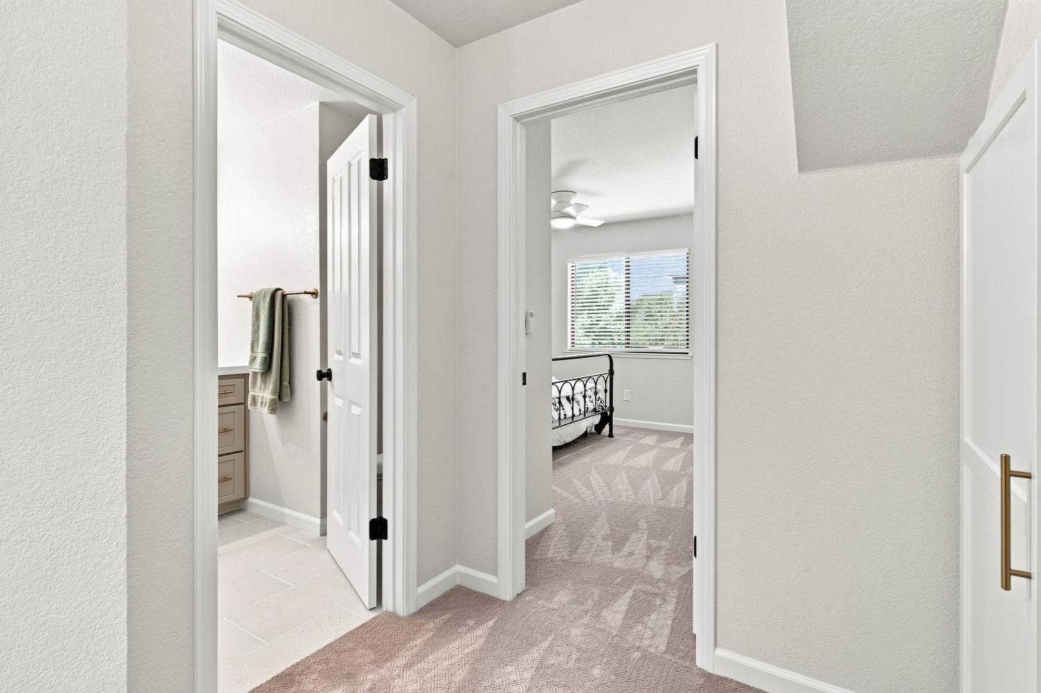 887 E Milgeo Ave, Ripon, CA 95366