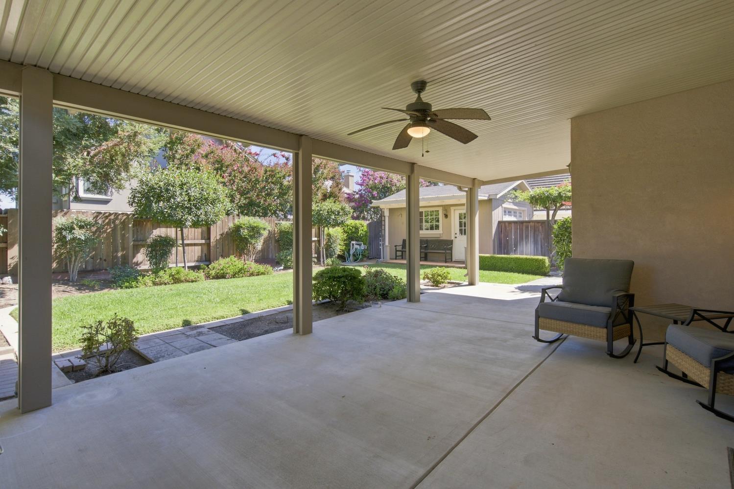 887 E Milgeo Ave, Ripon, CA 95366