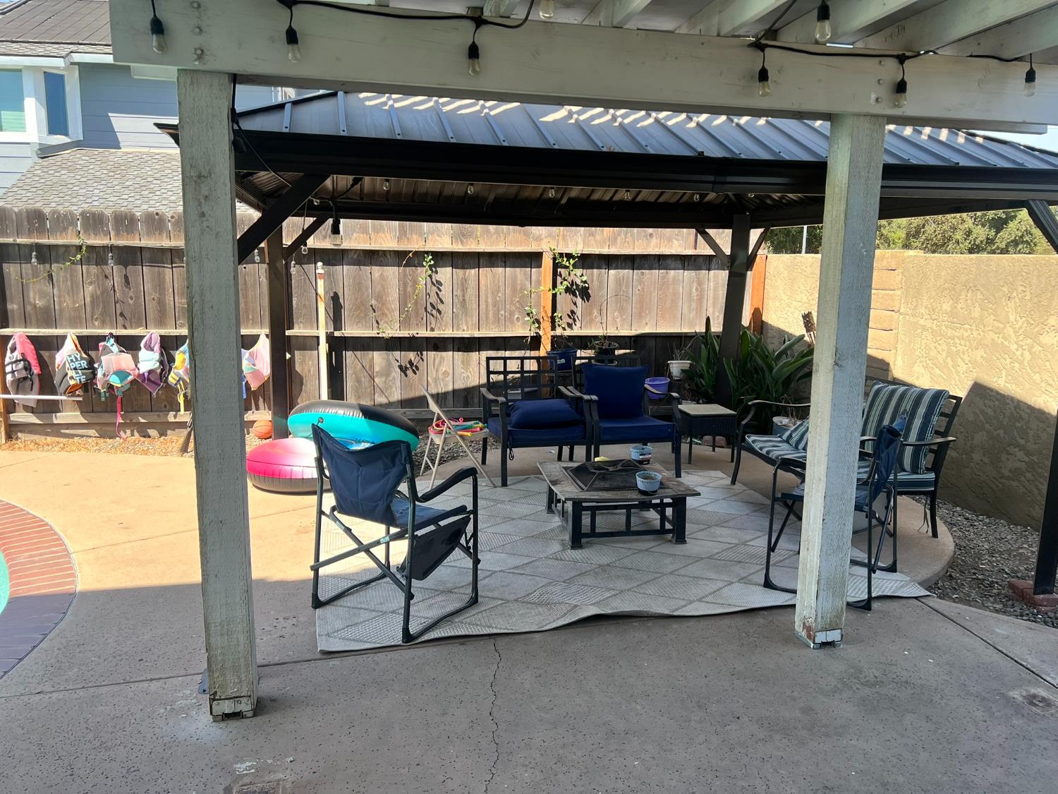 737 Redfield Ave, Modesto, CA 95357