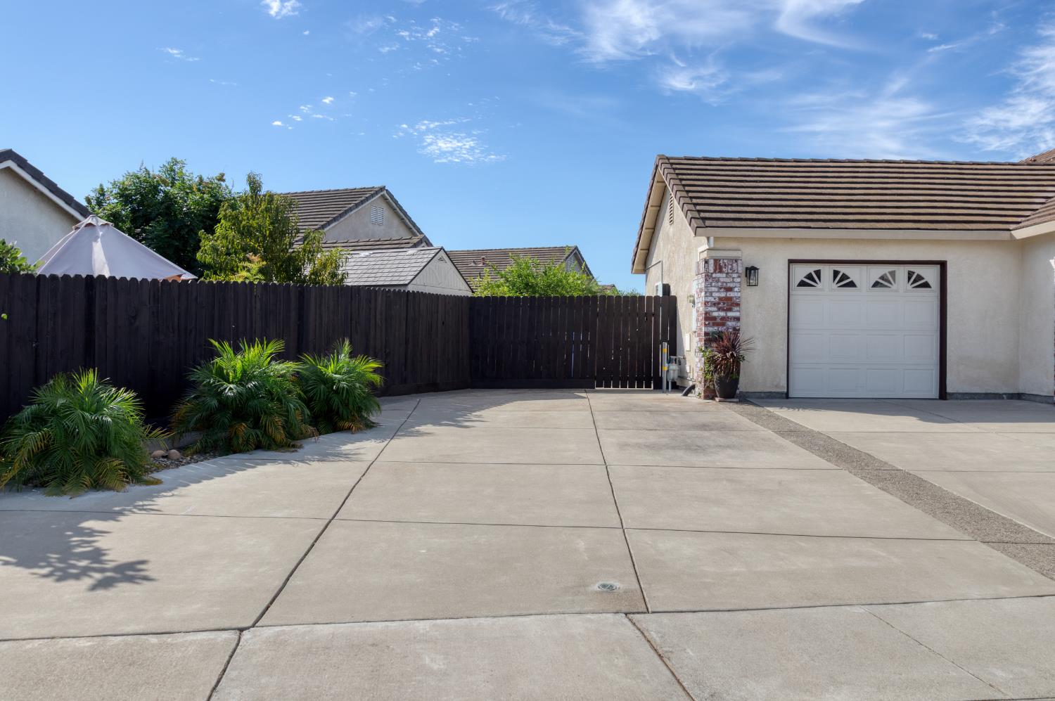 1946 Giuliano Way, Manteca, CA 95336