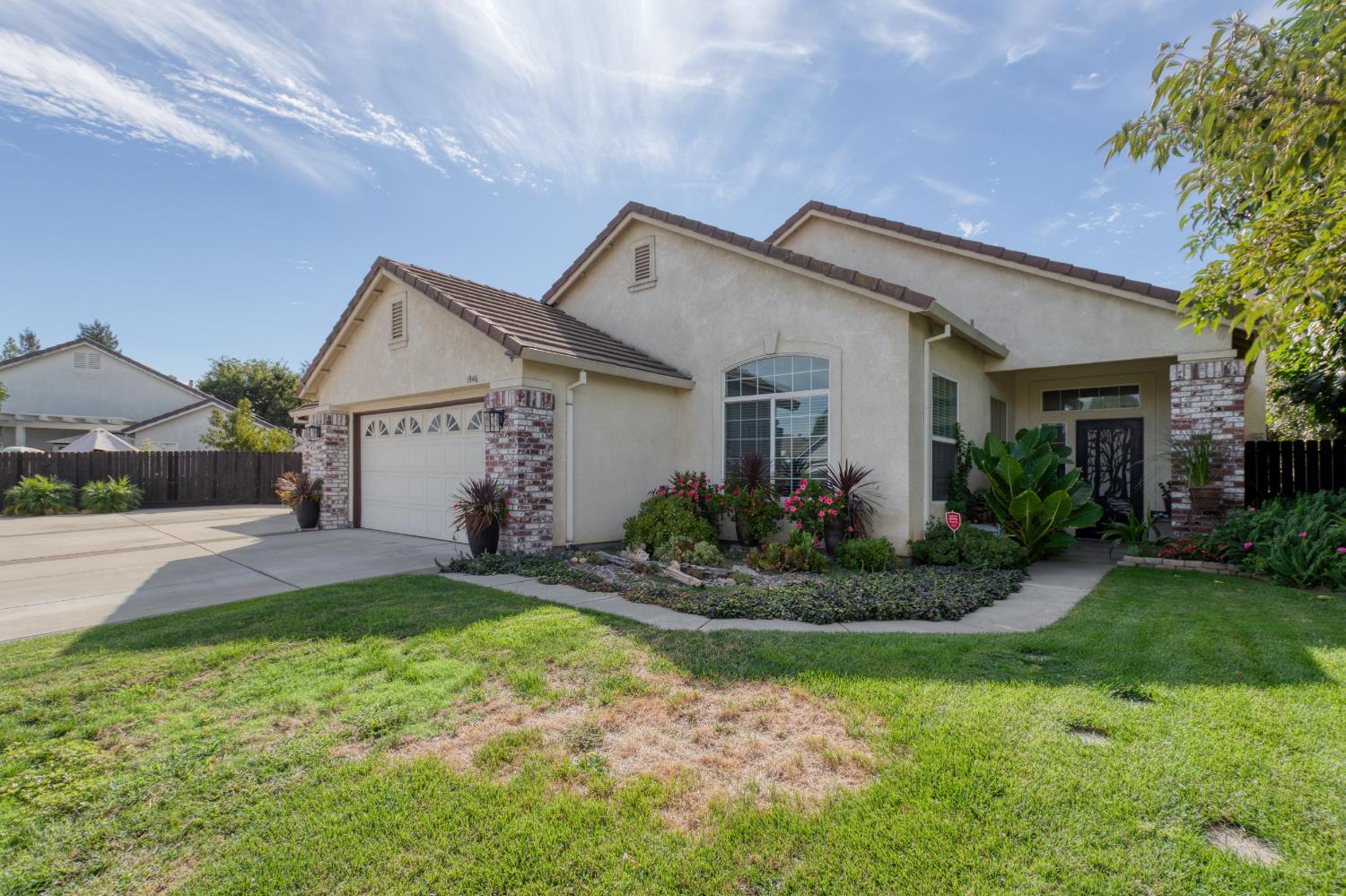 1946 Giuliano Way, Manteca, CA 95336