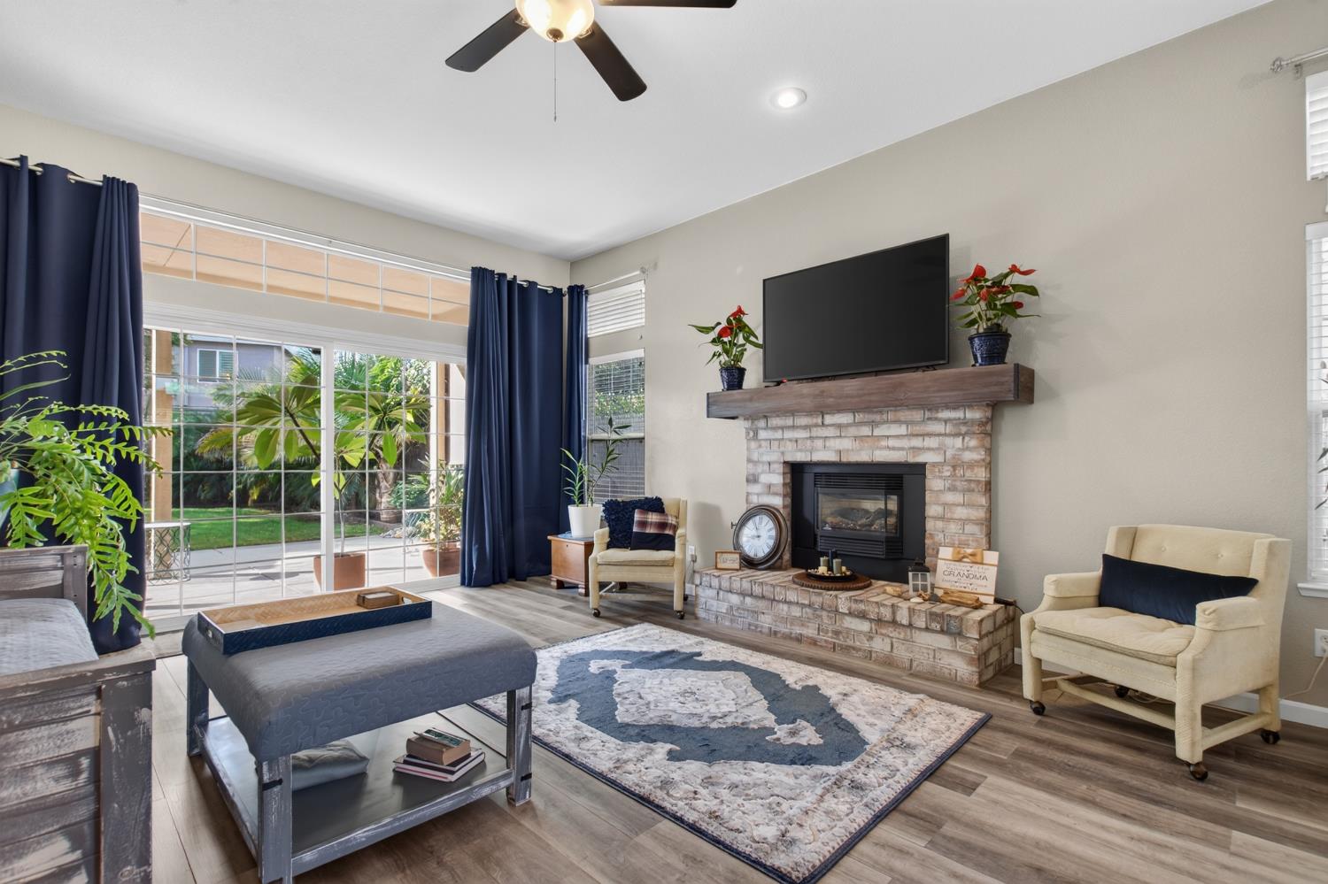 1946 Giuliano Way, Manteca, CA 95336
