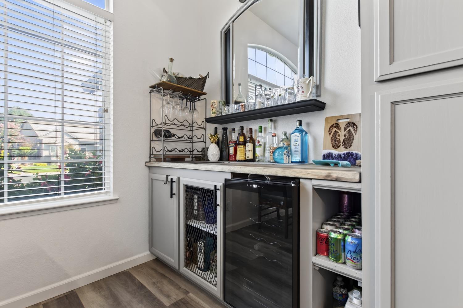 1946 Giuliano Way, Manteca, CA 95336