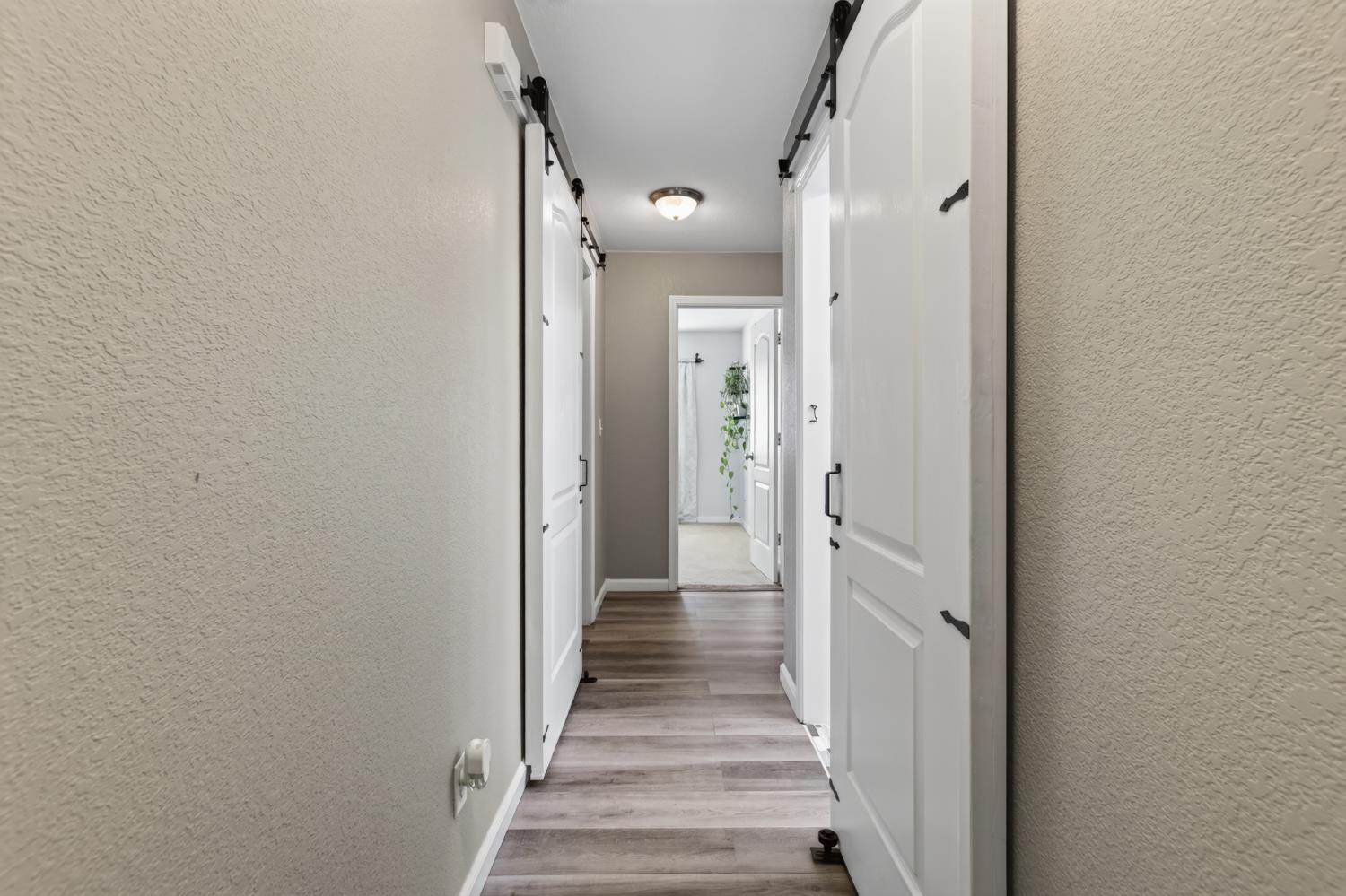 1946 Giuliano Way, Manteca, CA 95336