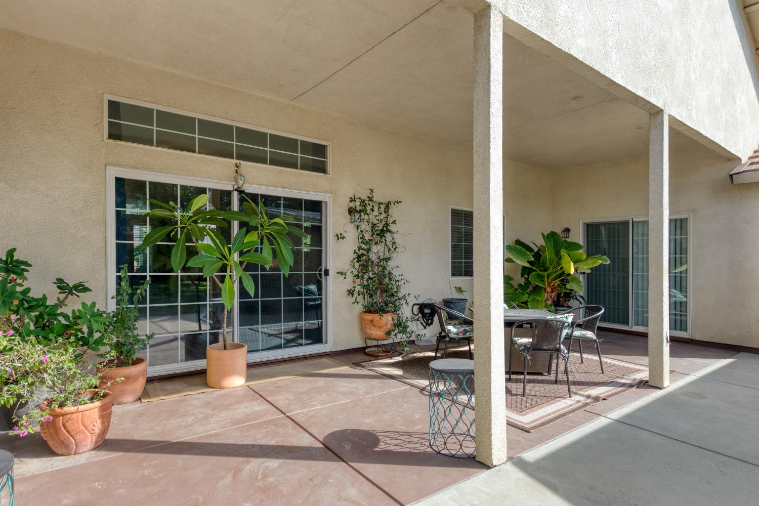 1946 Giuliano Way, Manteca, CA 95336