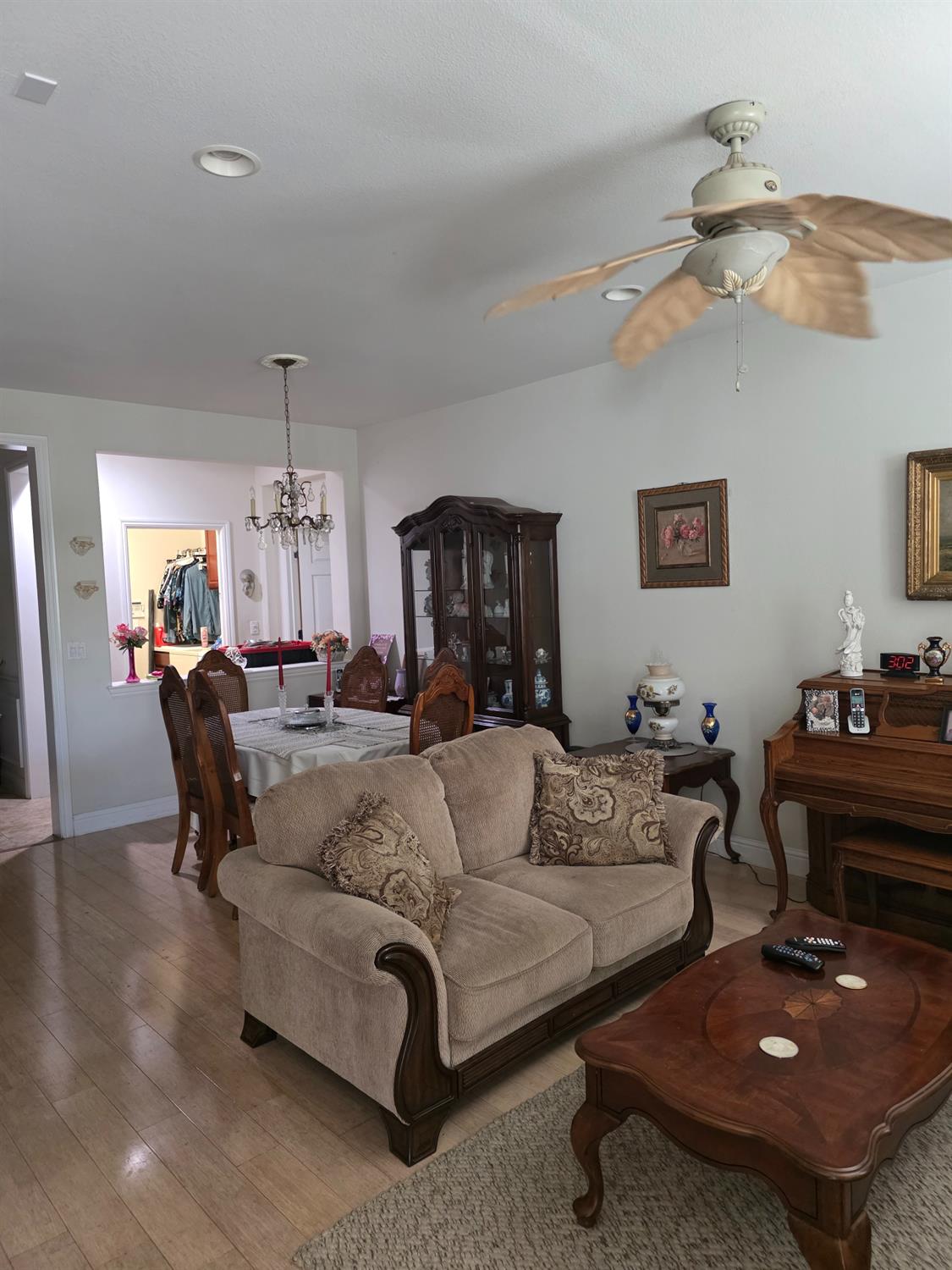 2499 Bellchase Dr, Manteca, CA 95336