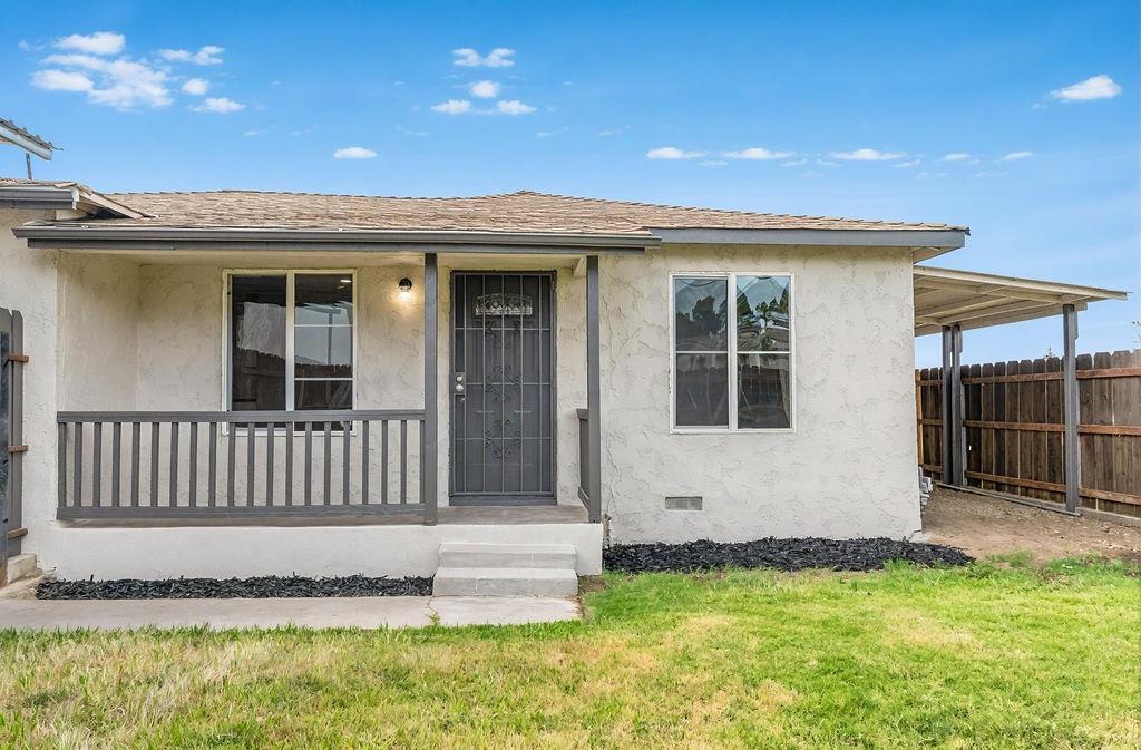 942 W Childs Ave, Merced, CA 95341