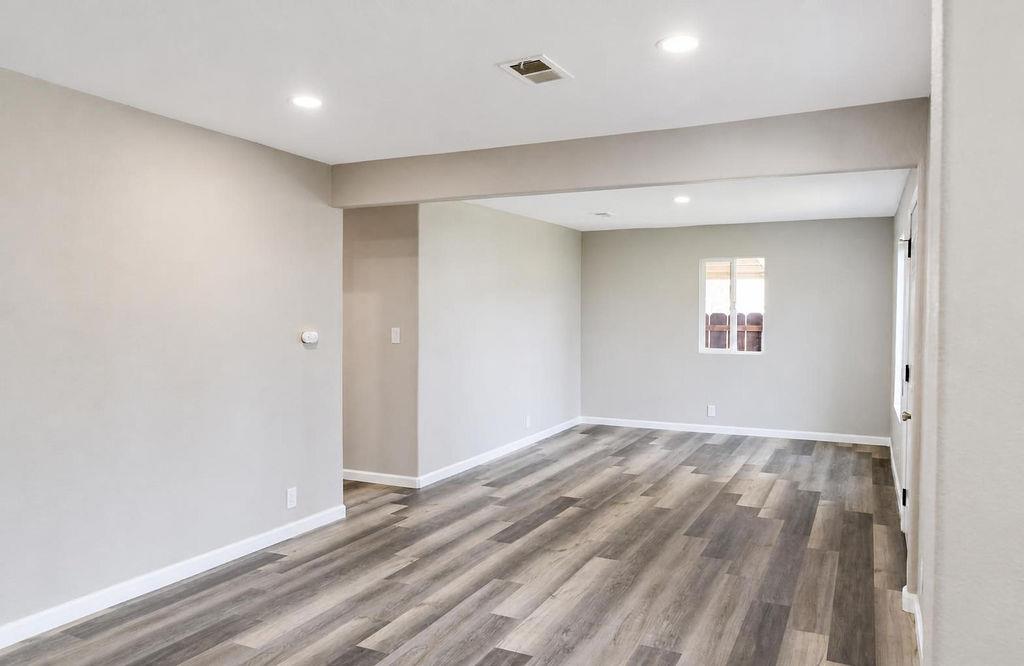942 W Childs Ave, Merced, CA 95341