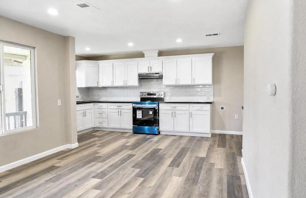 942 W Childs Ave, Merced, CA 95341