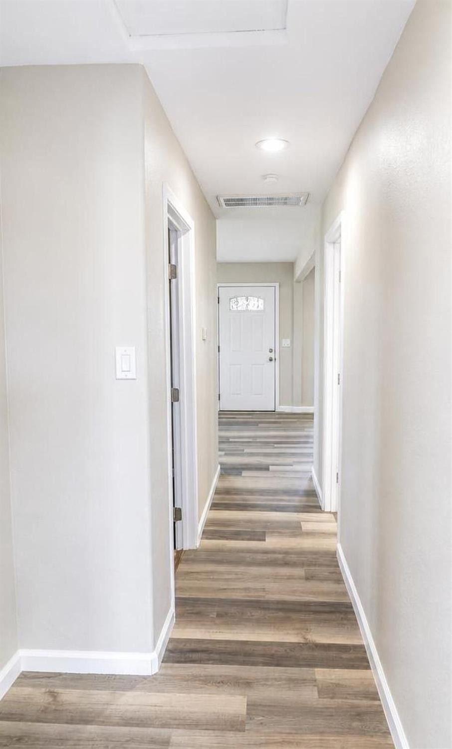 942 W Childs Ave, Merced, CA 95341