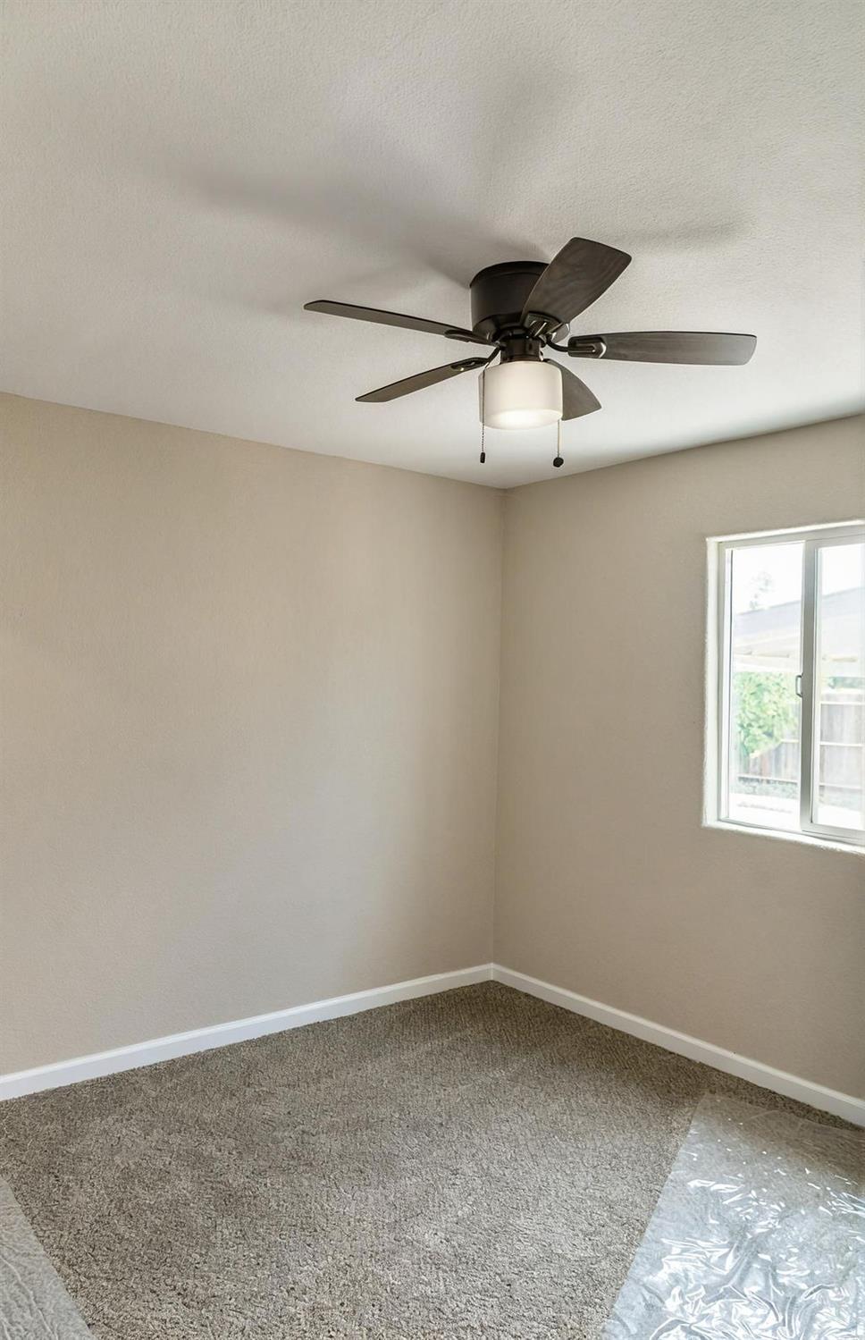 942 W Childs Ave, Merced, CA 95341